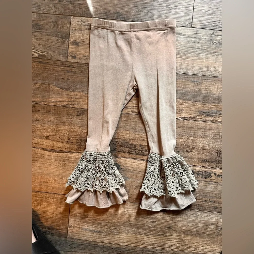 Chic Kids Lace Flare Leggings - Beige